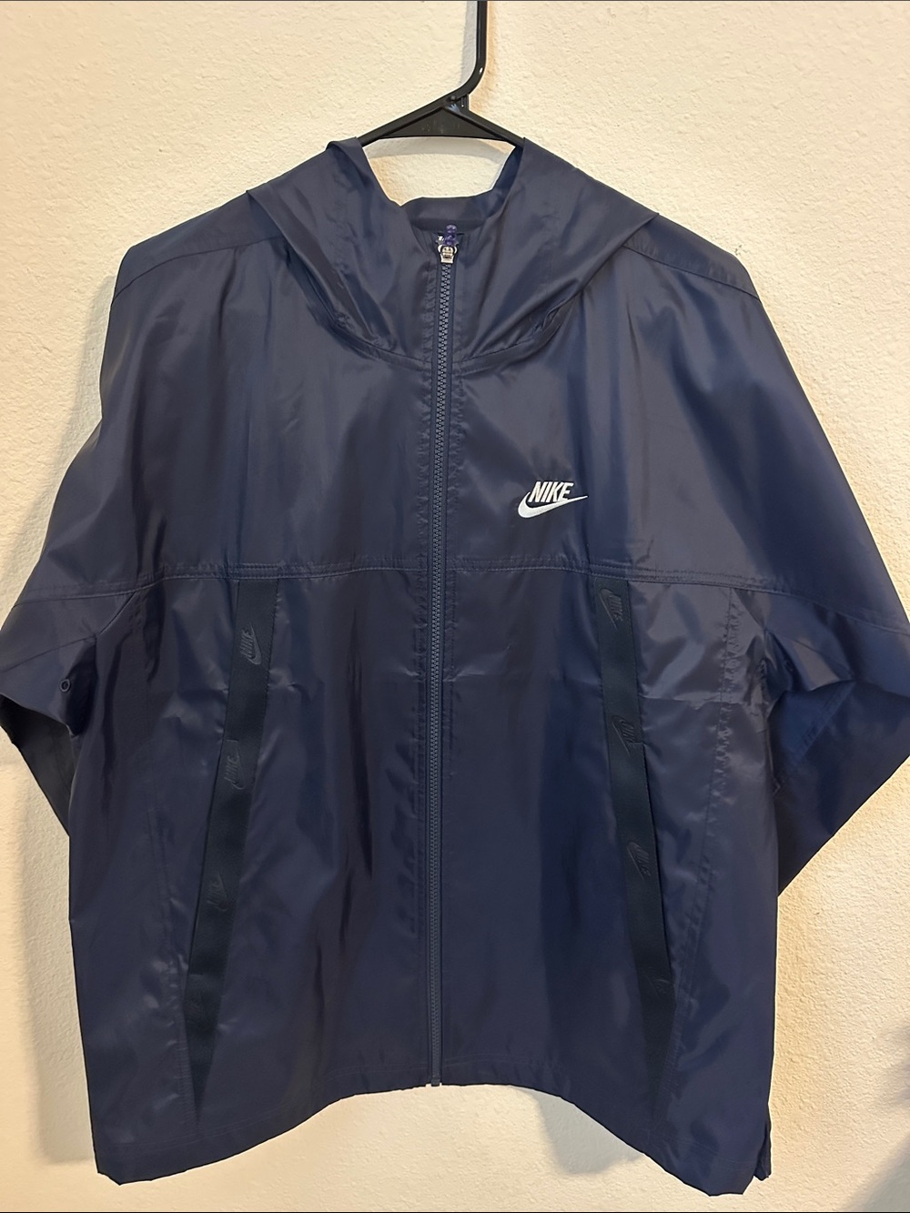 Nike Men's Dark Navy Full-Zip Hooded Windbreaker